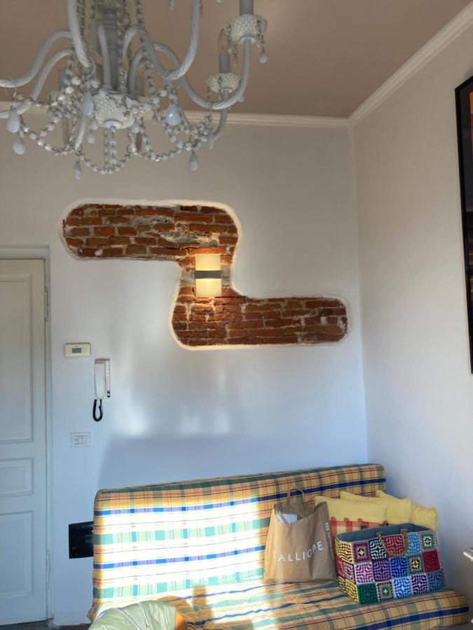 Casa Vacanza Sole Lago… Intra Kültér fotó